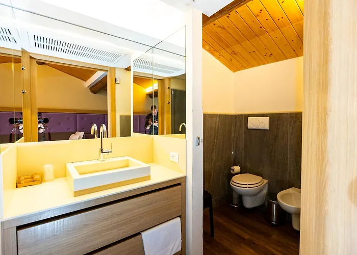 Hotel Hotel Corona Spiazzi Di Caprino