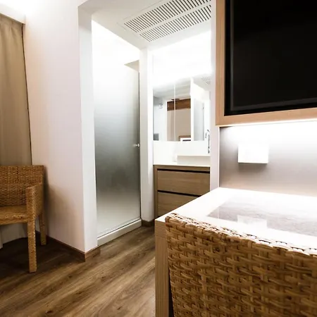 Hotel Corona Spiazzi Di Caprino