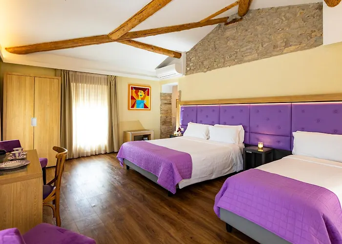 Hotel Corona 4*