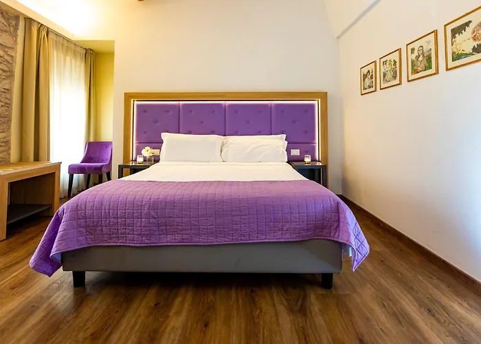 Hotel Corona Hotel