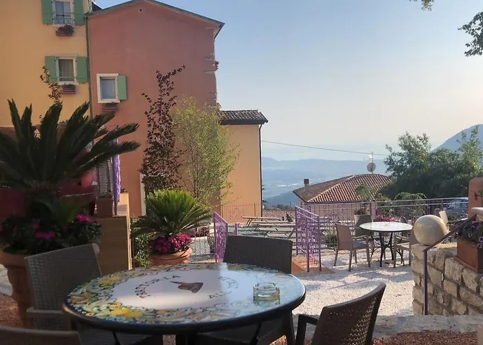 Hotel Corona Hotel Spiazzi Di Caprino