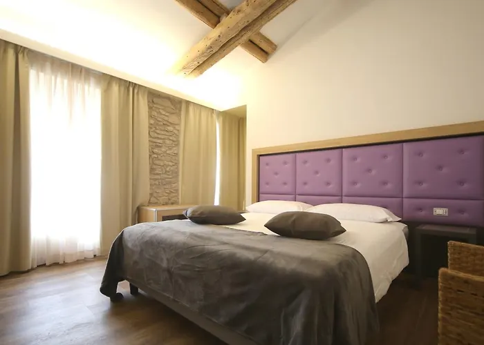 Hotel Corona Spiazzi Di Caprino