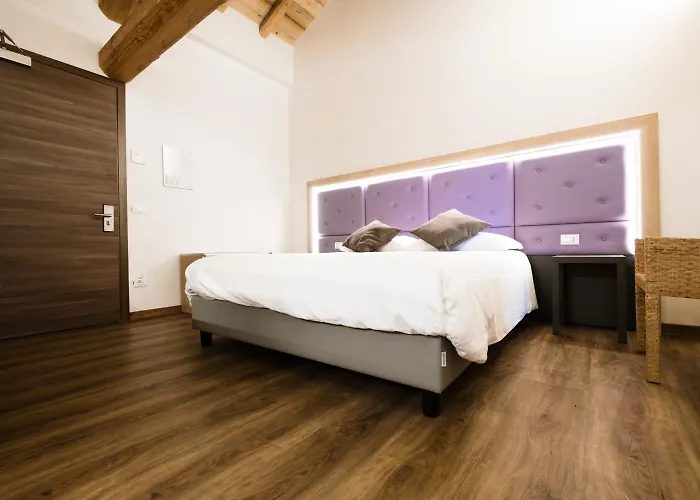 Hotel Corona Spiazzi Di Caprino