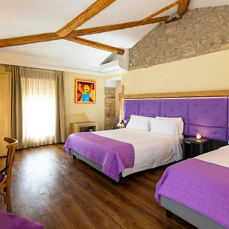 Hotel Corona 4*