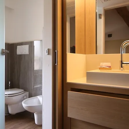 Hotel Corona 4*