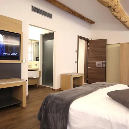 Otel Hotel Corona