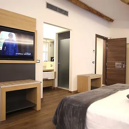 Otel Hotel Corona