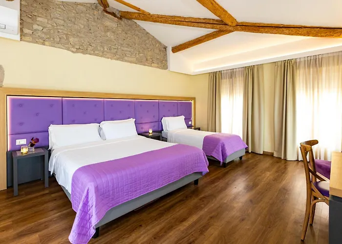 Hotel Corona