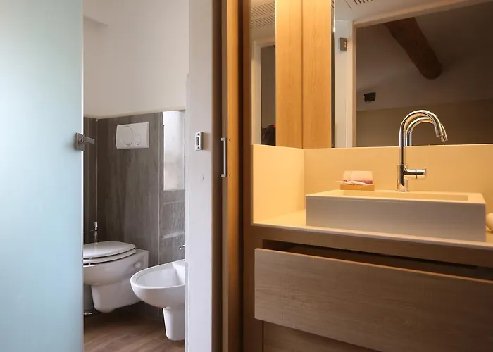 Hotel Corona 4*
